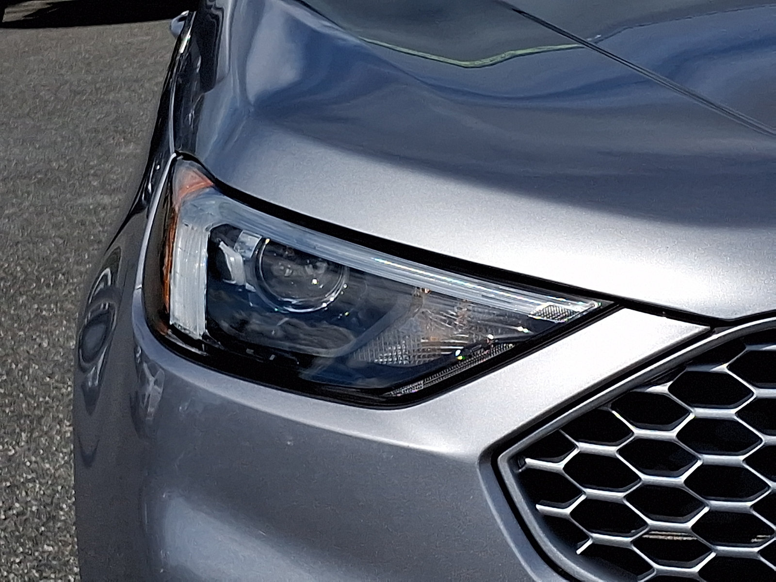 Used 2023 Ford Edge SEL w/ Convenience Package AWD/4WD image 10