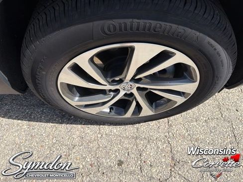 Used 2023 Buick Envision Essence AWD/4WD image 21