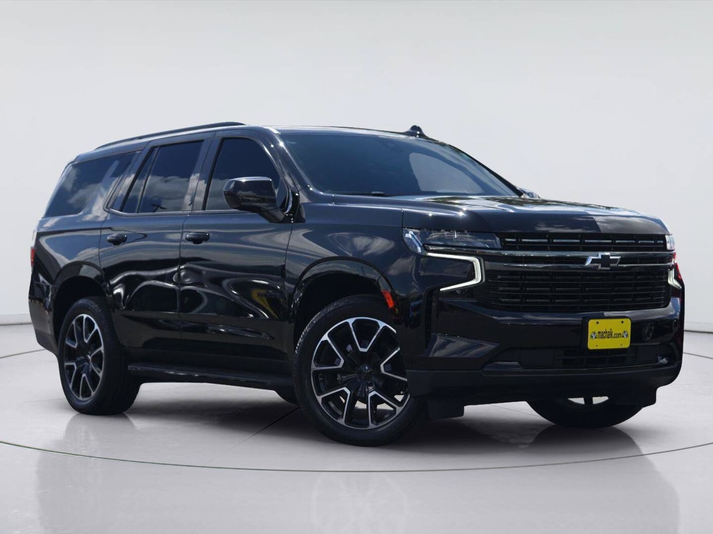 Used 2021 Chevrolet Tahoe RST AWD/4WD image 2