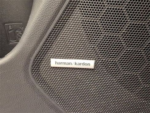 Used 2018 Subaru Outback 2.5i Limited image 24