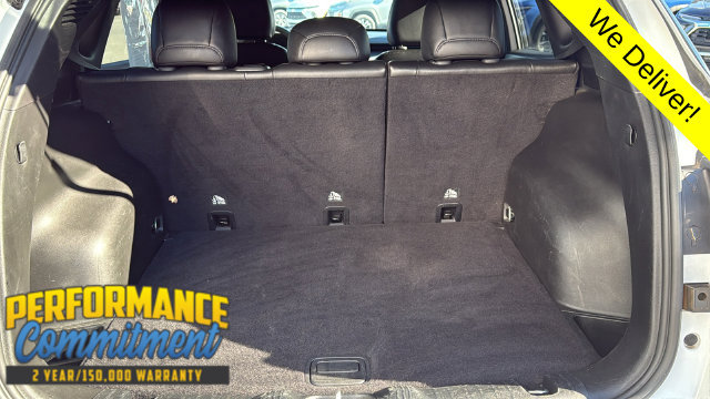 Used 2025 Jeep Compass Trailhawk AWD/4WD image 9