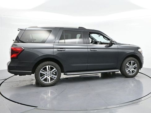Used 2022 Ford Expedition Limited AWD/4WD image 8