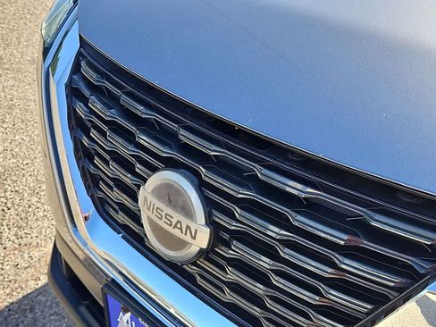 Used 2021 Nissan Rogue S FWD image 13