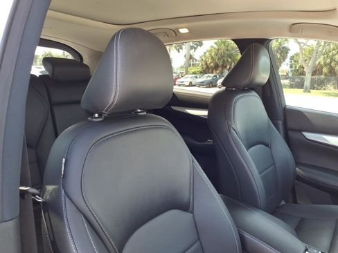 Used 2020 INFINITI QX50 Luxe image 12