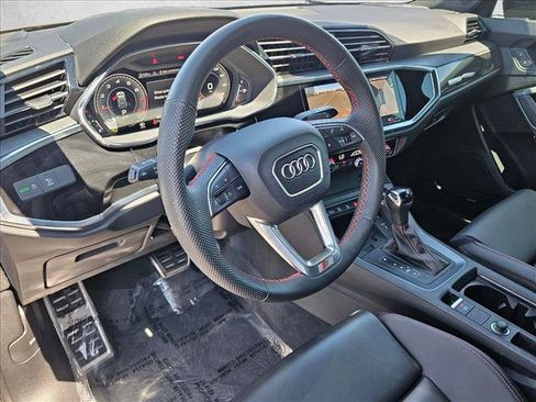 Used 2025 Audi Q3 2.0T Premium Plus w/ Premium Plus Package AWD/4WD image 10
