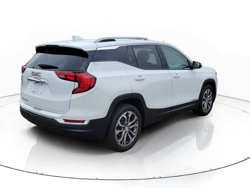 Used 2020 GMC Terrain SLT image 4