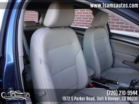 Used 2016 Volkswagen Golf SE image 12