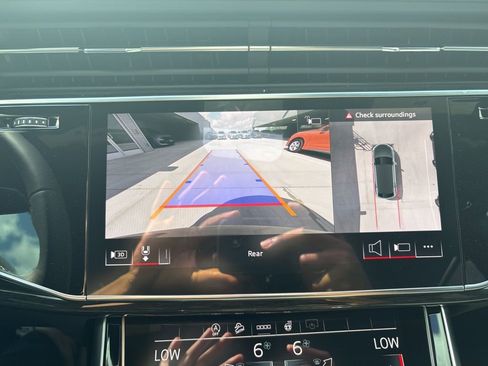 New 2026 Audi Q8 Premium Plus image 24