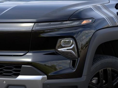New 2026 Chevrolet Silverado EV LT w/ LPO, Dark Package Plus AWD/4WD image 10