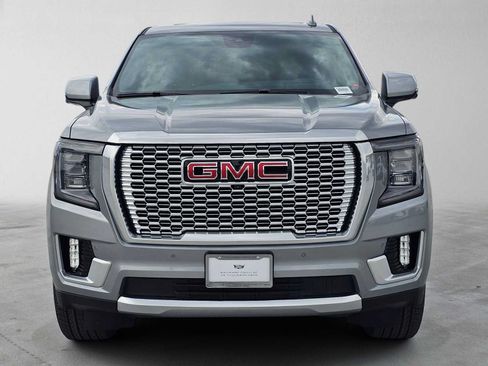 Used 2024 GMC Yukon Denali w/ Denali Reserve Package AWD/4WD image 8