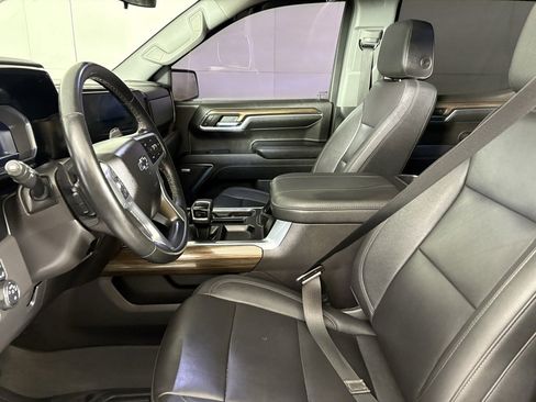 Used 2024 Chevrolet Silverado 1500 LT Trail Boss w/ LT Trail Boss Premium Package image 21