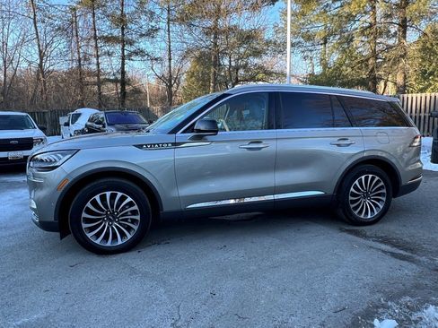 Certified 2023 Lincoln Aviator Reserve w/ Elements Package Plus image 3