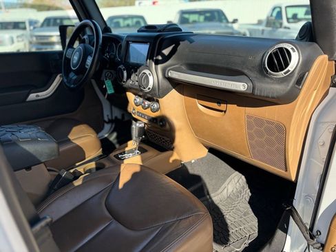 Used 2014 Jeep Wrangler Unlimited Sahara w/ Max Tow Package image 13