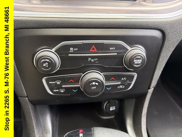 Used 2016 Dodge Charger SE w/ Power Sunroof Group AWD/4WD image 41