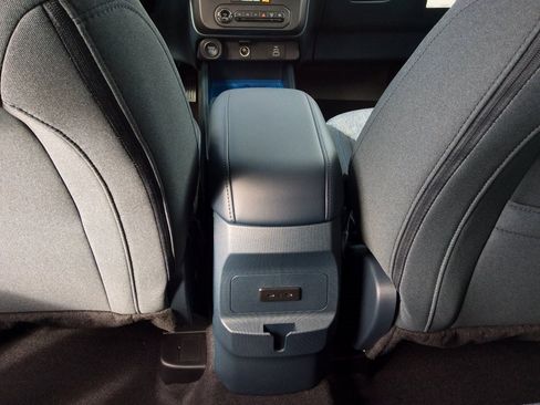 New 2025 Ford Maverick XLT w/ Equipment Group 302A image 28