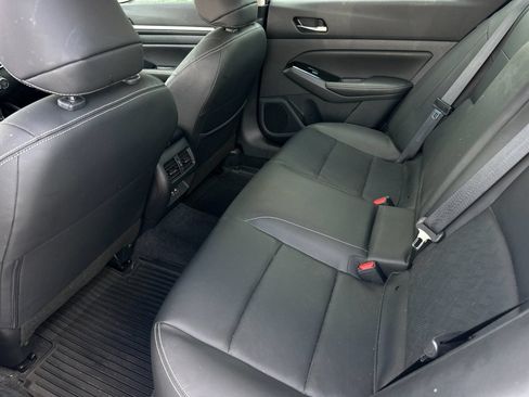 Used 2025 Nissan Altima 2.5 SL AWD/4WD image 11