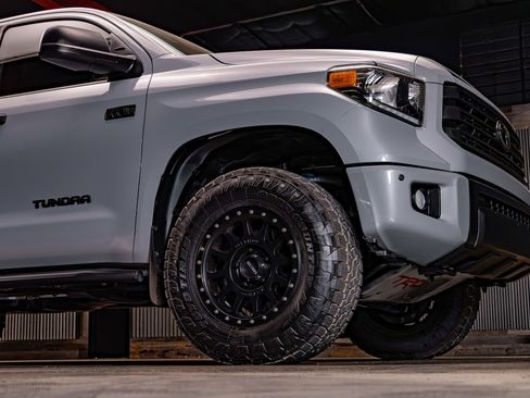 Used 2021 Toyota Tundra SR5 w/ Trail Edition AWD/4WD image 13