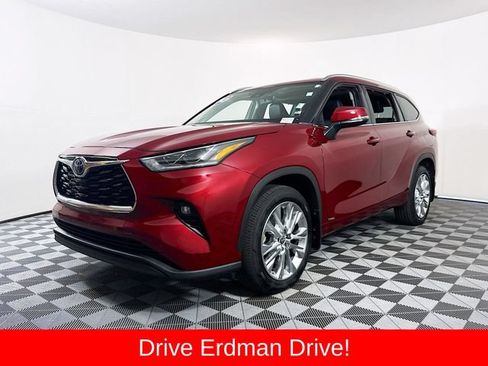 Used 2023 Toyota Highlander Limited AWD/4WD image 3