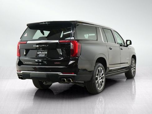 Used 2025 GMC Yukon XL Denali w/ Sun & Power Step Package AWD/4WD image 5