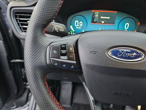 Used 2023 Ford Escape ST-Line Select w/ Tech Pack #2 image 22