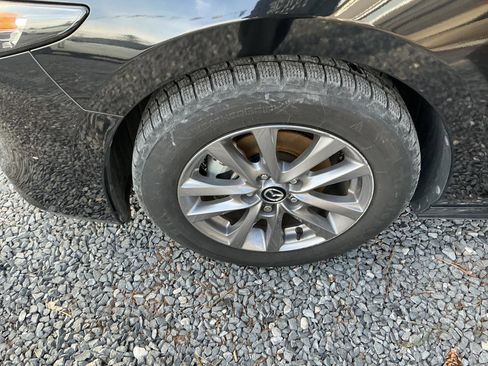 Used 2021 MAZDA MAZDA3 s image 26