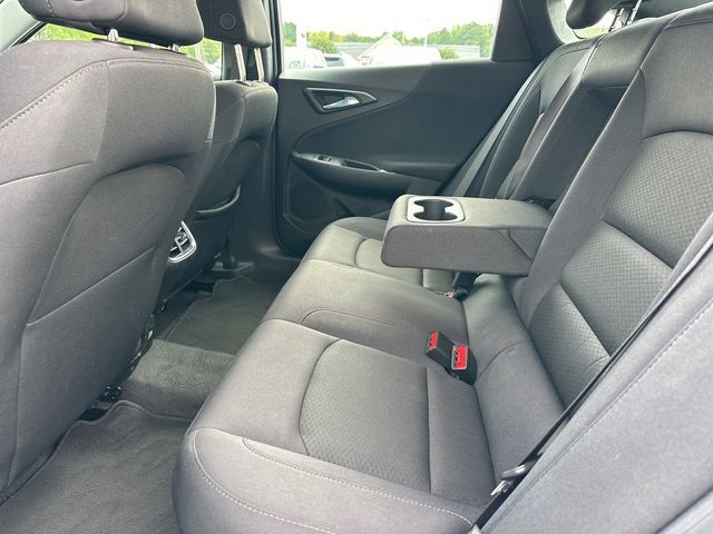 Used 2024 Chevrolet Malibu LT FWD image 14