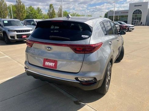 Used 2022 Kia Sportage LX AWD/4WD image 6