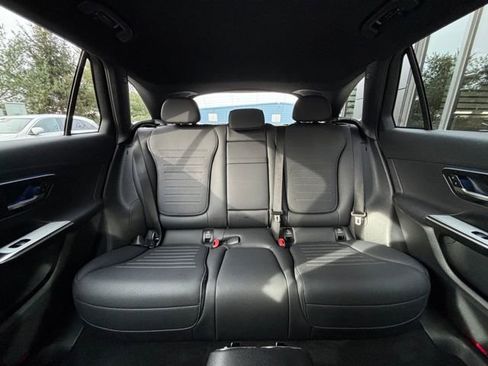 Used 2025 Mercedes-Benz GLC 300 GLC 300 image 50