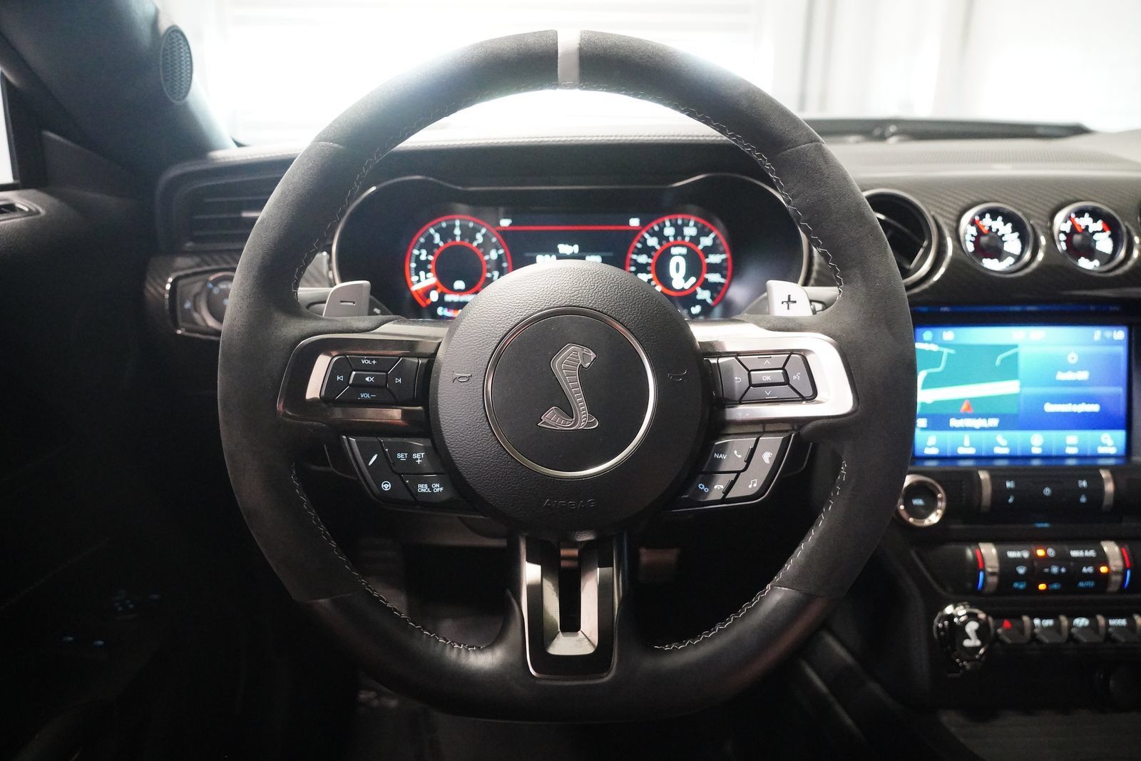 Used 2021 Ford Mustang Shelby GT500 w/ Technology Package RWD image 16