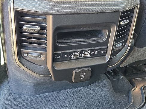 Used 2020 RAM 1500 Limited AWD/4WD image 16