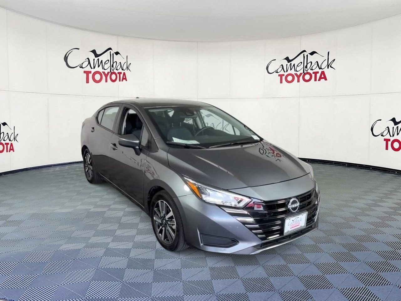 Used 2025 Nissan Versa SV FWD image 6