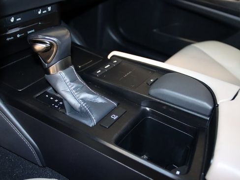 Used 2021 Lexus ES 250 w/ Premium Package image 34