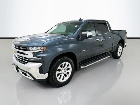 Used 2019 Chevrolet Silverado 1500 LTZ w/ LTZ Texas Edition RWD image 3