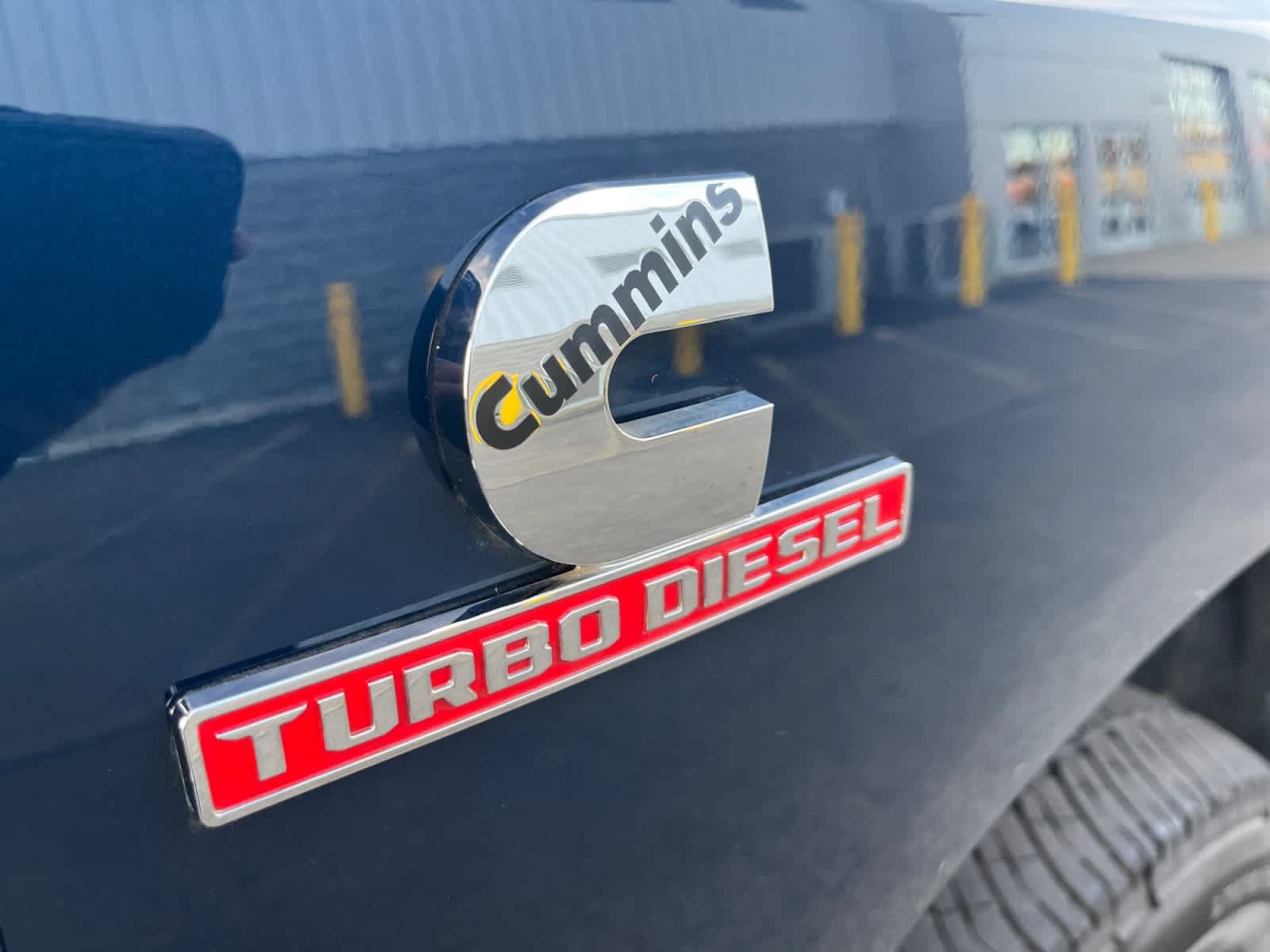 Used 2024 RAM 3500 Tradesman w/ Chrome Appearance Group AWD/4WD image 25
