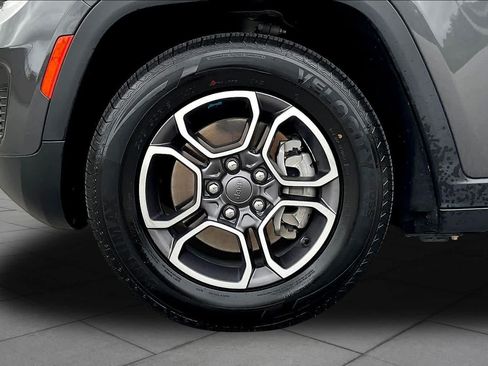 Used 2022 Jeep Grand Cherokee Trailhawk AWD/4WD image 21