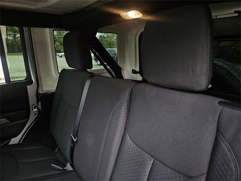Used 2016 Jeep Wrangler Unlimited Sport w/ Quick Order Package 24S image 26