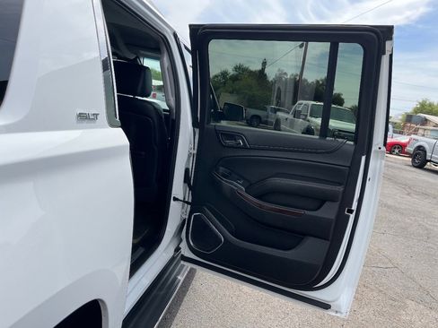 Used 2015 GMC Yukon XL SLT RWD image 36