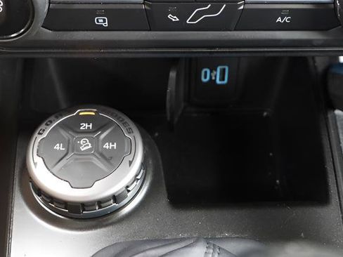 Used 2021 Ford Bronco Black Diamond AWD/4WD image 15