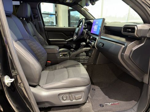 Used 2025 Toyota 4Runner TRD Off-Road Premium image 26