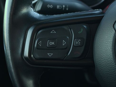 Used 2022 Jeep Gladiator Sport image 29