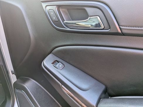 Used 2019 Chevrolet Tahoe LT AWD/4WD image 29