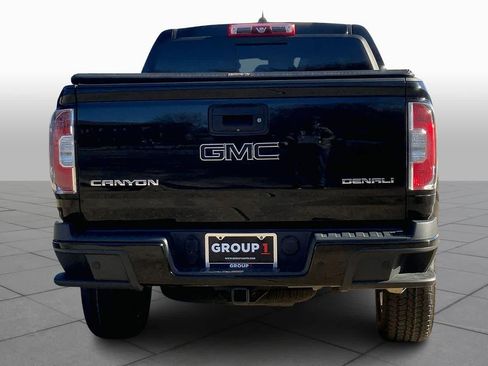 Used 2019 GMC Canyon Denali image 4
