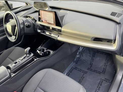 Used 2024 Toyota Prius LE image 21