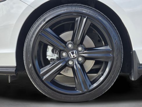 Used 2025 Honda Accord Sport image 29