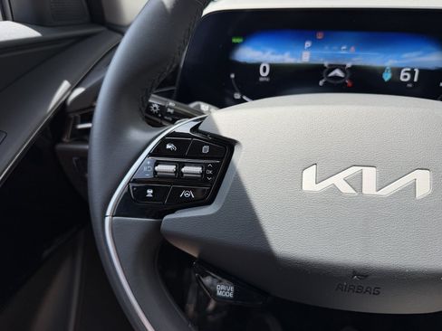 Used 2025 Kia Niro Wind FWD image 28