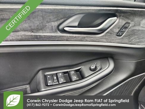 Used 2022 Jeep Grand Cherokee L Limited image 20