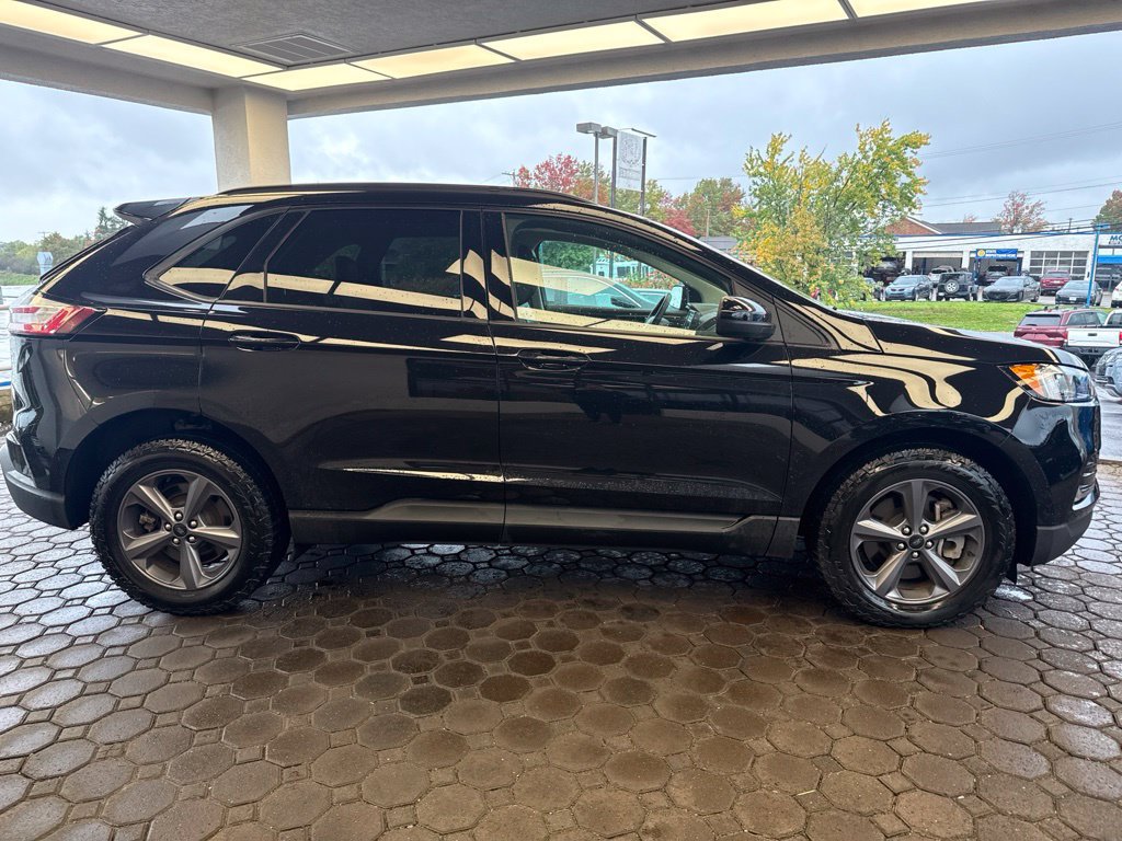 Used 2024 Ford Edge SEL w/ Sport Appearance Package AWD/4WD image 5