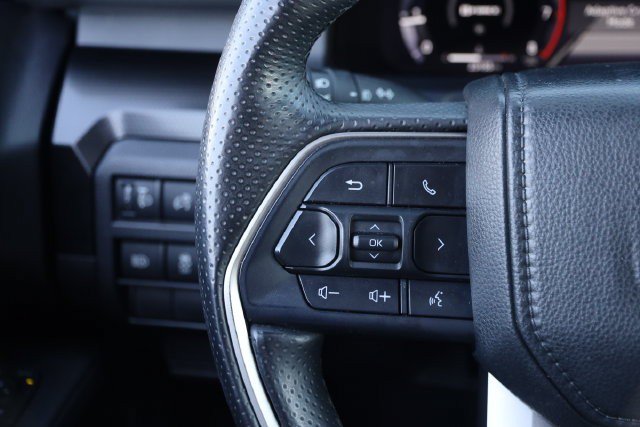 Used 2025 Toyota 4Runner Limited AWD/4WD image 13
