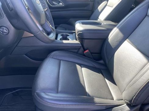 Used 2024 Chevrolet Tahoe High Country image 14
