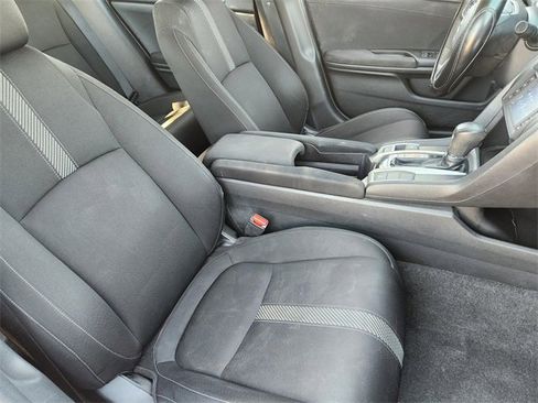 Used 2018 Honda Civic EX image 10